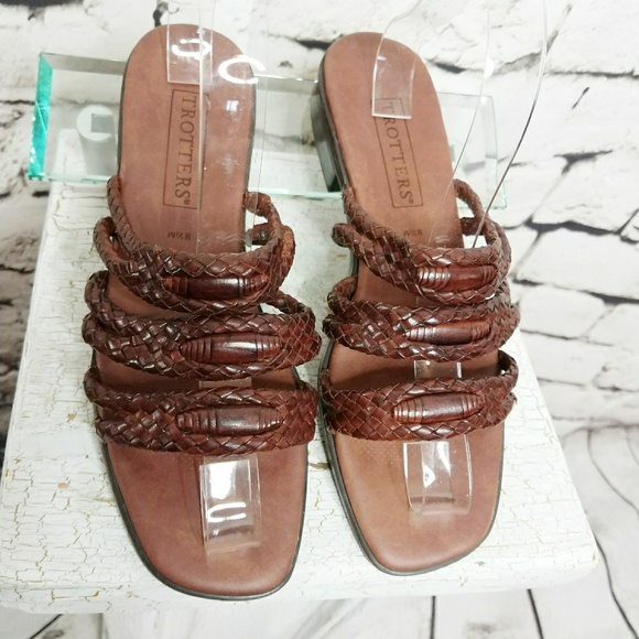 Trotter's 3 band leather sandals sz 8.5M - Picture 1 of 8